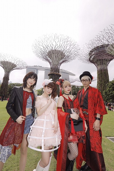綾野ましろ、GARNiDELiA、春奈るなの3組がシンガポールで約5,000人の観客を魅了！