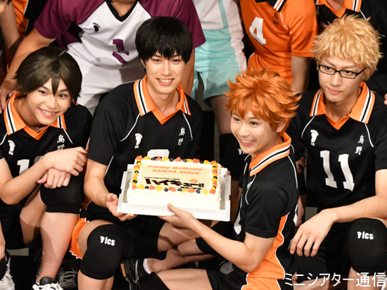 ハイパープロジェクション演劇 ハイキュー 最強の場所 チーム 須賀健太がサプライズに歓喜